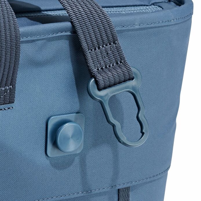 carryouttm-soft-cooler-tote-20-l-p5 250815_hydro_cooler_details_14841_2.jpg