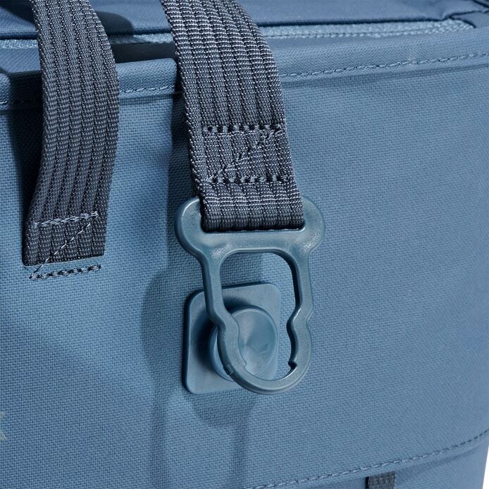 carryouttm-soft-cooler-tote-20-l-p5 250815_hydro_cooler_details_14839_2.jpg