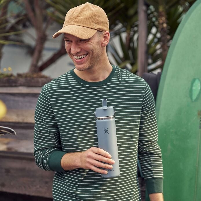 24-oz-wide-mouth-with-flex-straw-cap-o2 hf_s26_mcinnis_0232_13.jpg