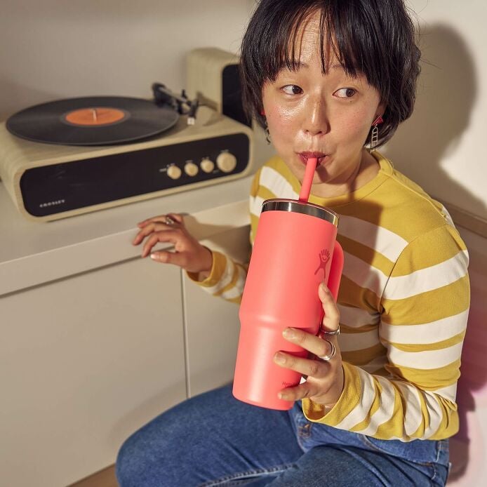 24-oz-travel-tumbler-g1 hf_s26_mcinnis_2487.jpg