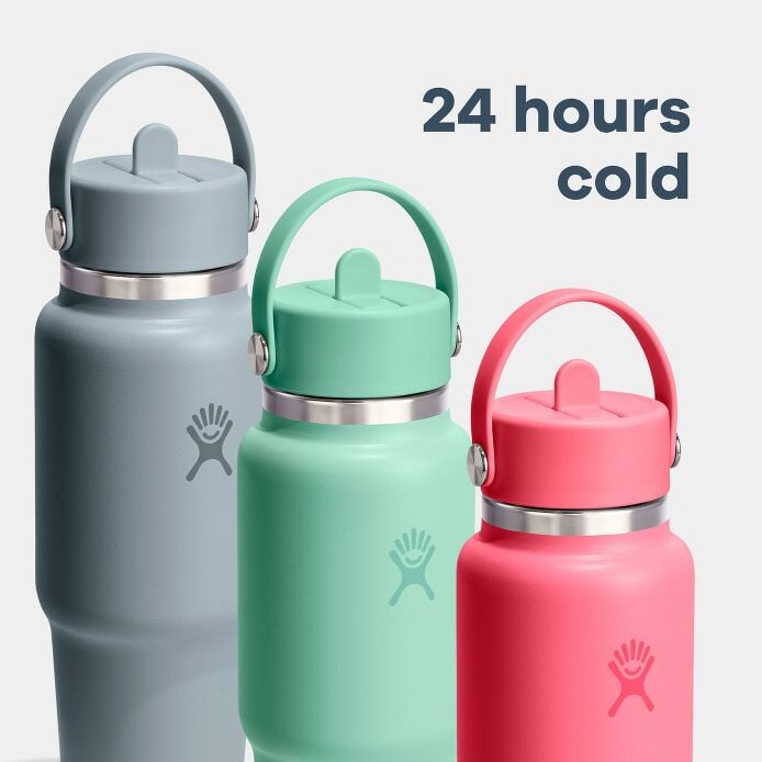 32-oz-travel-bottle-with-flex-straw-cap-p9 hf_s26_wtcfs_apdp_04_8.jpg