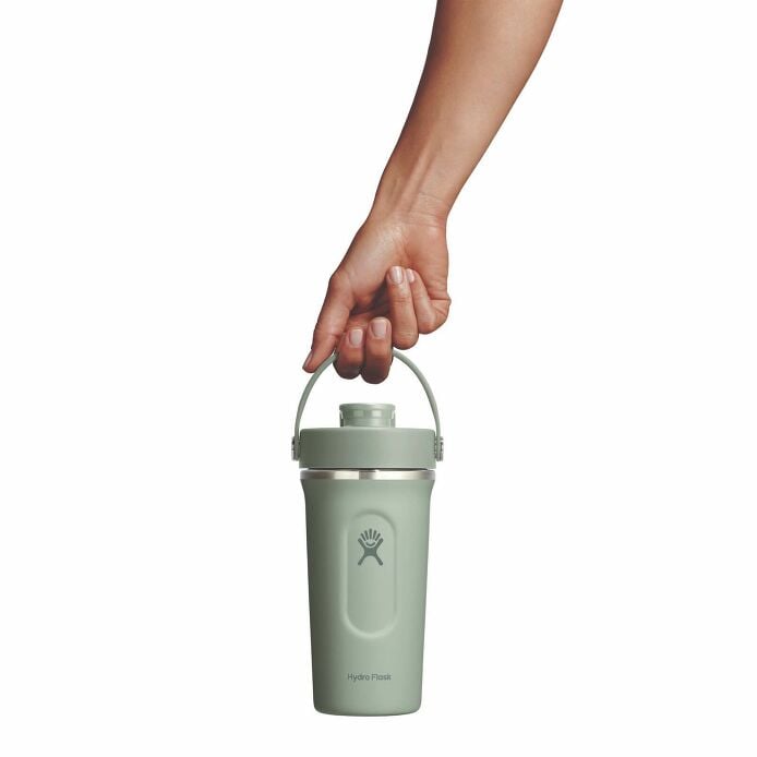 gym-bundle-h1 mxcc24374_24ozinsulatedshakerbottle_agave_hb_1.jpg