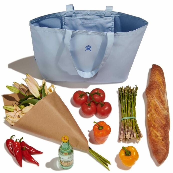 20-l-tag-along-tote-x5 rt20484_20ltagalongtote_surf_packing_1.jpg