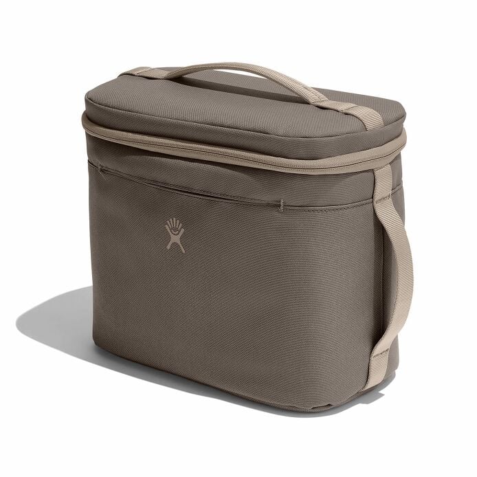 8-l-insulated-lunch-bag-t6 sl8217_8linsulatedlunchbag_sandpiper_angled.jpg